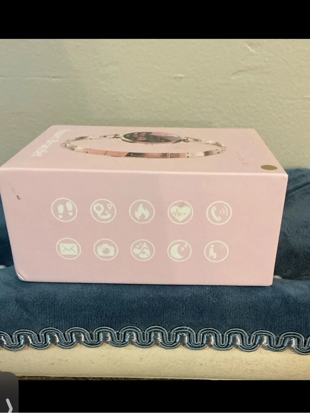 Smart Bracelet Rose Gold Fitness Smartwatch w/ Charger & Box Works with app EUC